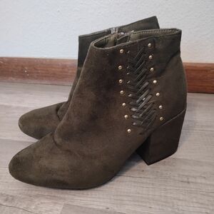 Rue21 Etc! Dark Green Suede Studded Boots